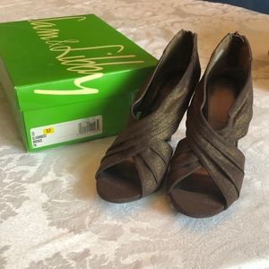 Sam & Libby ‘Slvanness’ heels Size 8, bronze